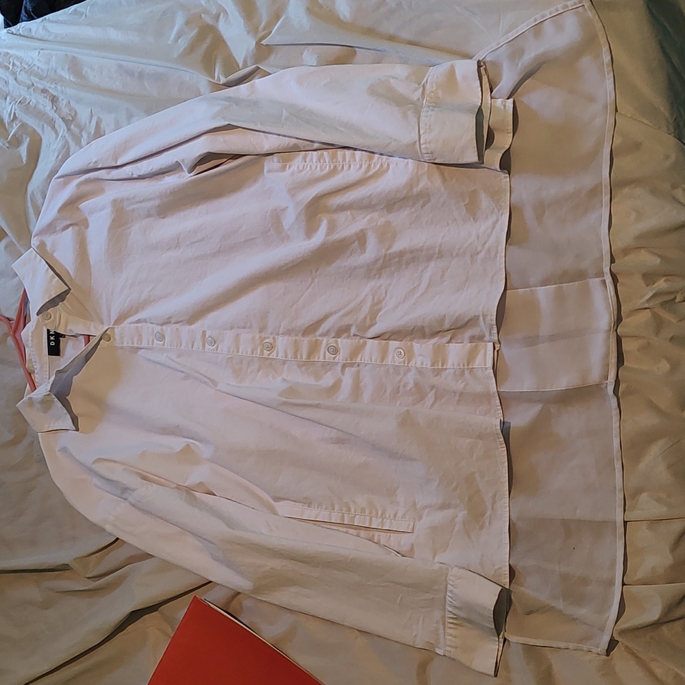 DKNY Breathable button up